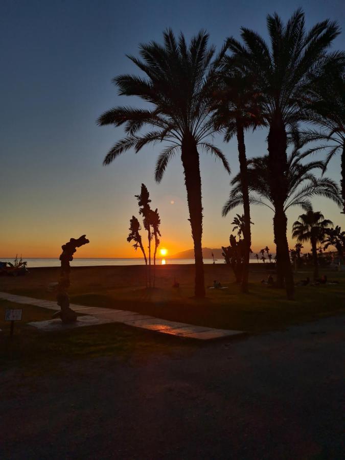 Mikasika - Duplex Apartment With Seasonal Swimming Pool & Walking Distance From The Beach La Cala Del Moral Kültér fotó